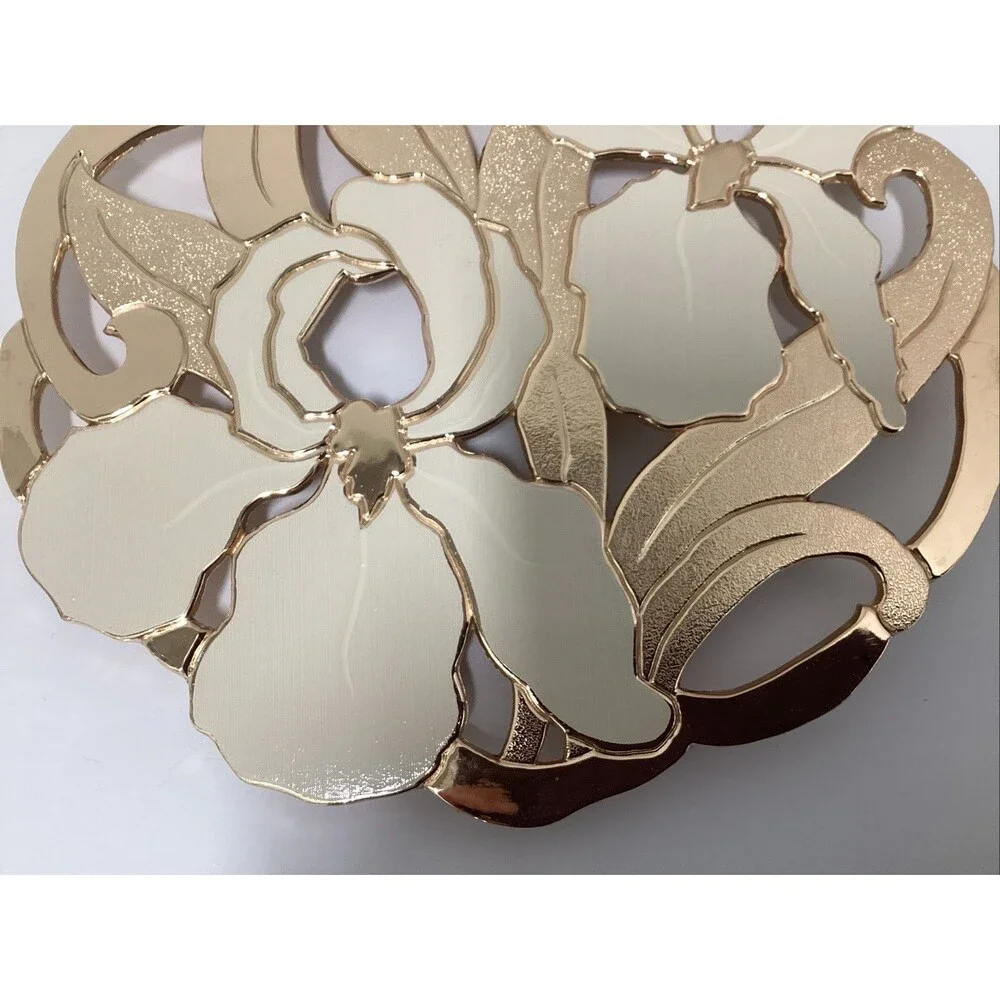 vtg art deco Wm A Roger’s iris trivet wall hanging Oneida gold white Japan